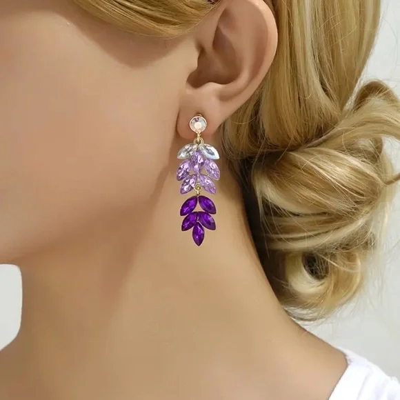 ✨Zara Ayla Purple Crystal Drop Earrings - Picture 2 of 6